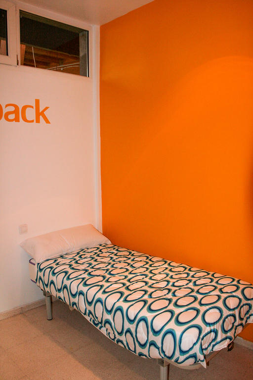 Mundaka Hostel & Sports Cafe Quarto foto